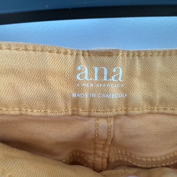 A.n.a Womens Skinny Ankle Pants Size 14 Yellow Cotton Blend - Picture 3 of 7